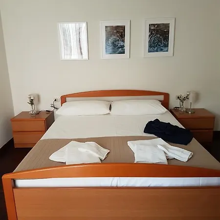 Appartement Ai Pini Con Posto Auto